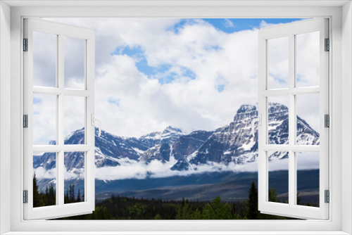 Fototapeta Naklejka Na Ścianę Okno 3D - Summer landscape in Jasper National Park, Canada