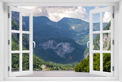 Fototapeta Naklejka Na Ścianę Okno 3D - Hallstatt village in Austrian Alps.
