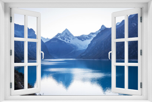 Fototapeta Naklejka Na Ścianę Okno 3D - Lake Paron