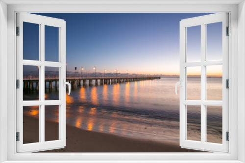 Fototapeta Naklejka Na Ścianę Okno 3D - Beautiful colorful Sunrise on the pier at the seaside