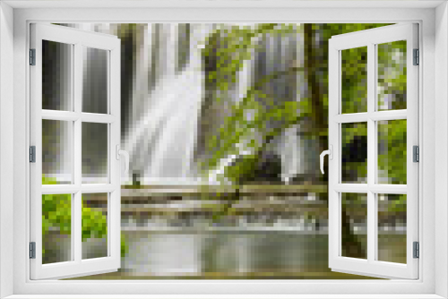 Fototapeta Naklejka Na Ścianę Okno 3D - Cascades des Tufs, Arbois, Jura, Frankreich