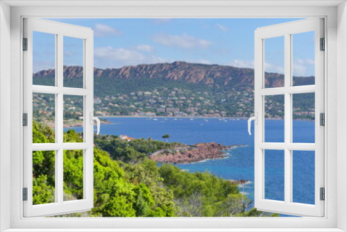 Fototapeta Naklejka Na Ścianę Okno 3D - Paysage naturel de l'Esterel en Côte d'Azur