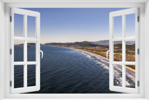 Fototapeta Naklejka Na Ścianę Okno 3D - Joaquina Beach in Florianopolis. Aerial view.