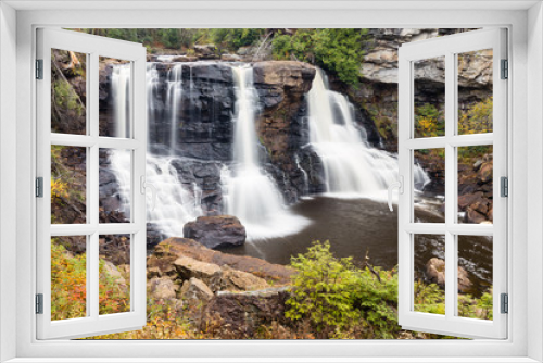 Fototapeta Naklejka Na Ścianę Okno 3D - Blackwater waterfall cascade, West Virginia