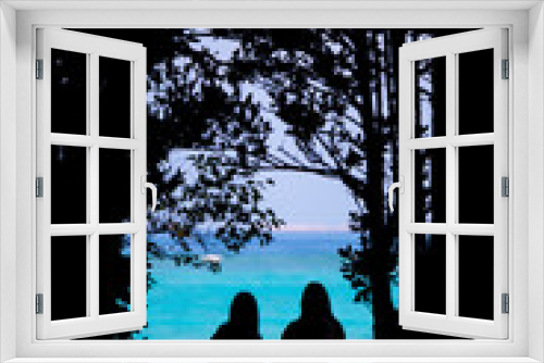 Fototapeta Naklejka Na Ścianę Okno 3D - フクギ並木から見る海
