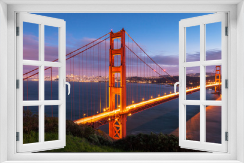 Fototapeta Naklejka Na Ścianę Okno 3D - Golden Gate Bridge at Sunset