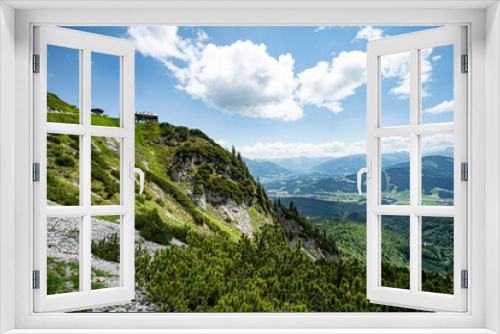 Fototapeta Naklejka Na Ścianę Okno 3D - Am Wilden Kaiser in Tirol - Blick unweit von der Gruttenhütte hinab ins Tal.