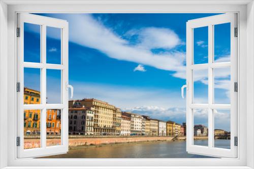 Fototapeta Naklejka Na Ścianę Okno 3D - Veduta dei Lungarni di Pisa, cielo e nuvole