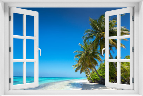 Fototapeta Naklejka Na Ścianę Okno 3D - Perfect tropical island paradise beach