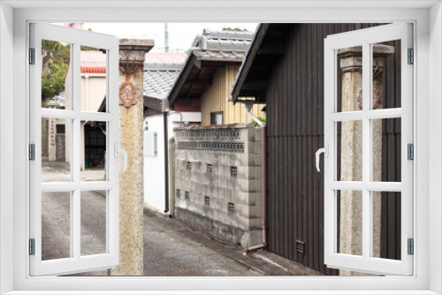 Fototapeta Naklejka Na Ścianę Okno 3D - 三重県関宿の石の門と通り