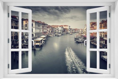 Fototapeta Naklejka Na Ścianę Okno 3D - Beautiful Venice cityscape