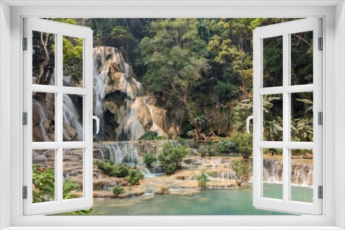 Fototapeta Naklejka Na Ścianę Okno 3D - Big waterfall in the forest 