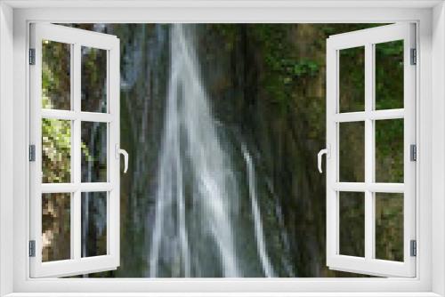 Fototapeta Naklejka Na Ścianę Okno 3D - View of a waterfall in Trabzon, Turkey