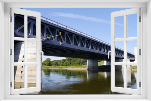 Fototapeta Naklejka Na Ścianę Okno 3D - Trogbrücke des Mittellandkanals über die Elbe am Wasserstraßenkreuz Magdeburg