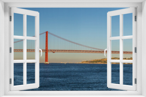 Fototapeta Naklejka Na Ścianę Okno 3D - Rail bridge  in Lisbon, Portugal.