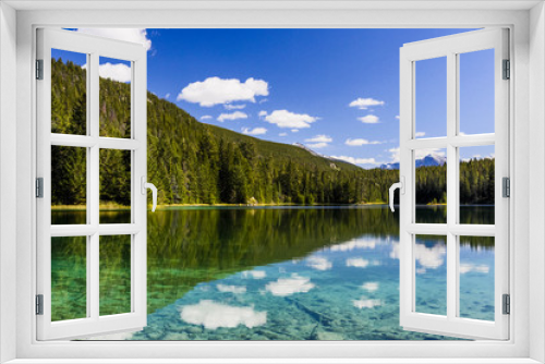 Fototapeta Naklejka Na Ścianę Okno 3D - Fifth Lake, Valley of the 5 Lakes, Jasper National Park, Alberta