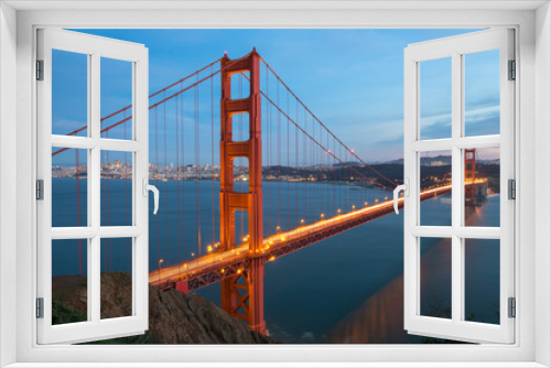 Fototapeta Naklejka Na Ścianę Okno 3D - San Francisco Golden Gate Bridge evening night