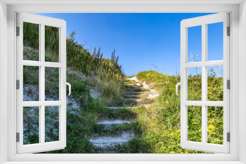 Fototapeta Naklejka Na Ścianę Okno 3D - Looking up stone steps in the Sussex countryside, on a sunny summer's day