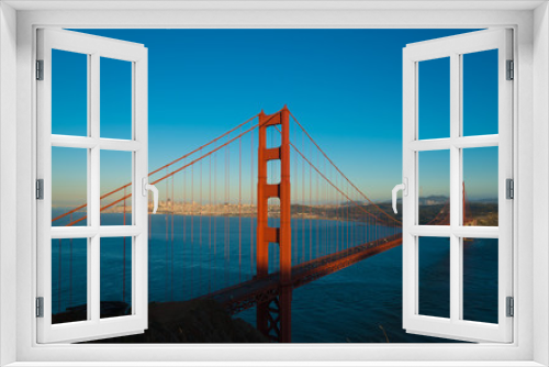 Fototapeta Naklejka Na Ścianę Okno 3D - The famous Golden Gate Bridge in San Francisco California