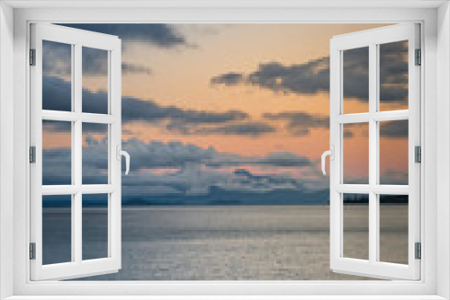 Fototapeta Naklejka Na Ścianę Okno 3D - Sunrise View over Lake Taupo