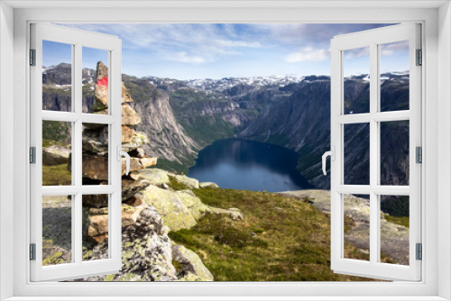 Fototapeta Naklejka Na Ścianę Okno 3D - Stone Cairn on Norwegian Mountain