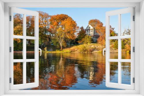 Fototapeta Naklejka Na Ścianę Okno 3D - Fall on lake