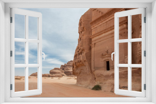 Fototapeta Naklejka Na Ścianę Okno 3D - Nabatean tomb in Madaîn Saleh archeological site, Saudi Arabia