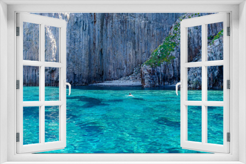 Fototapeta Naklejka Na Ścianę Okno 3D - L'isola di Palmarola vicino Ponza