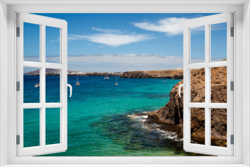 Fototapeta Naklejka Na Ścianę Okno 3D - Playa de Papagayo beach turquoise water paradise, Playa Blanca, Lanzarote, Canary Islands, Spain