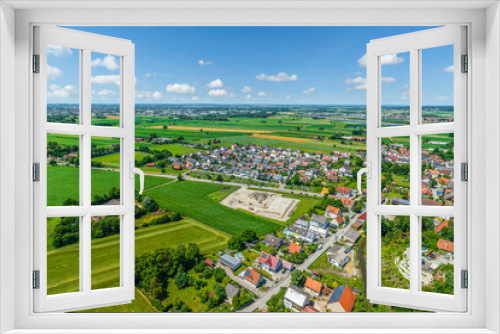Fototapeta Naklejka Na Ścianę Okno 3D - Blick auf die Ortschaft Stätzling am östlichen Lechrain bei Friedberg in Schwaben