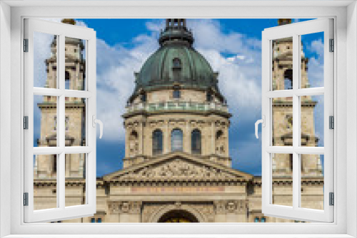 Fototapeta Naklejka Na Ścianę Okno 3D - St. Stephen's Basilica, the largest church in Budapest, Hungary