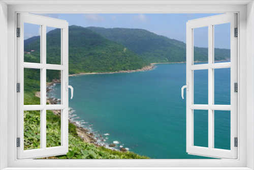 Fototapeta Naklejka Na Ścianę Okno 3D - view of the sea and mountains da nang Vietnam 