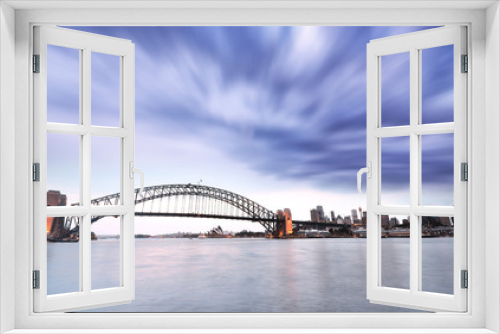 Fototapeta Naklejka Na Ścianę Okno 3D - View of Sydney Harbor in a cloudy day