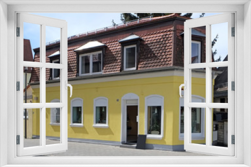 Fototapeta Naklejka Na Ścianę Okno 3D - Historisches Bauwerk in Feucht