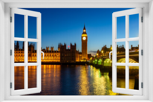 Fototapeta Naklejka Na Ścianę Okno 3D - Big Ben tower of Houses of Parliament at night, London, UK