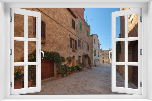 Fototapeta Naklejka Na Ścianę Okno 3D - Beautiful and picturesque streets of the Tuscan small town, Pien