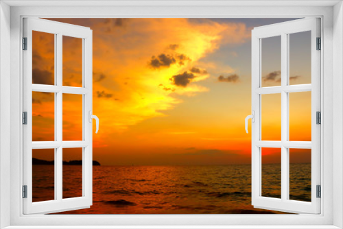 Fototapeta Naklejka Na Ścianę Okno 3D - Beautiful sunset