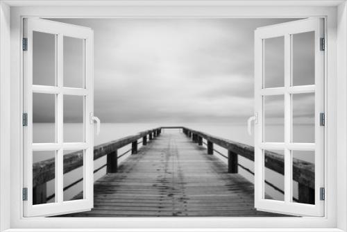 Fototapeta Naklejka Na Ścianę Okno 3D - Lunga esposizione in bianco e nero