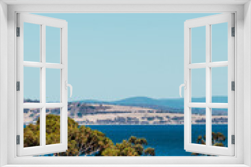 Fototapeta Naklejka Na Ścianę Okno 3D - detail of the view from the Hobart bay from Kingston Beach, popular destination in South of Tasmania