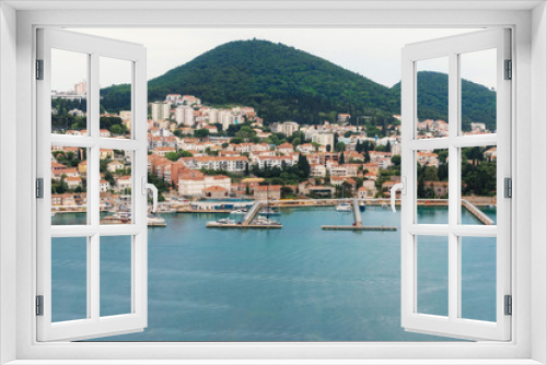 Fototapeta Naklejka Na Ścianę Okno 3D - Sea travel on the Adriatic Sea. Fine panoramic views of Croatia, Dubrovnik. Travel photo