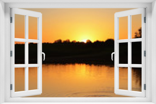 Fototapeta Naklejka Na Ścianę Okno 3D - Beautiful sunset over Lake