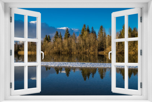 Fototapeta Naklejka Na Ścianę Okno 3D - Naturschutzgebiet bei Bad Tölz an der Isar im Winter