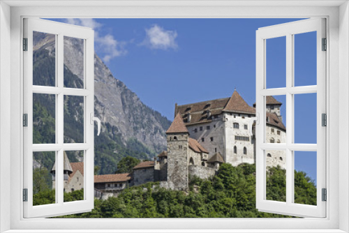 Fototapeta Naklejka Na Ścianę Okno 3D - Burg Gutenberg in Balzers