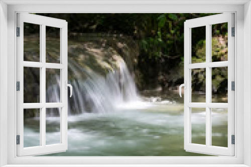 Fototapeta Naklejka Na Ścianę Okno 3D - Wasserschnelle