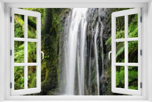 Fototapeta Naklejka Na Ścianę Okno 3D - Waterfall in County Cork Ireland