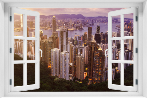 Fototapeta Naklejka Na Ścianę Okno 3D - HONG KONG - JUNE 08, 2015: skyline of Hong Kong from Victoria Pe