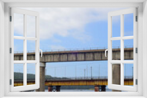 Fototapeta Naklejka Na Ścianę Okno 3D - Puentes de hormigón sobre ría en Asturias