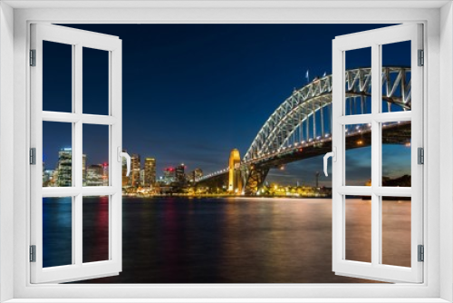 Fototapeta Naklejka Na Ścianę Okno 3D - Sydney's opera house and skyline seen from the harbour bridge