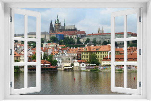 Fototapeta Naklejka Na Ścianę Okno 3D - View of colorful old town and Prague castle with river Vltava, Czech Republic