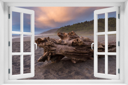 Fototapeta Naklejka Na Ścianę Okno 3D - lone beach